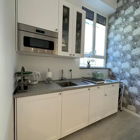 Apartamento Flowers, A Cozy In Milão